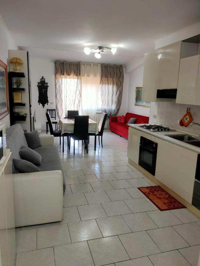 Nomentum House Apartment Mentana Bagian luar foto
