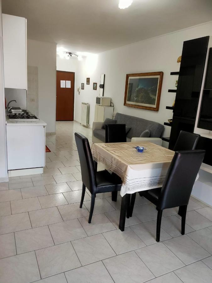 Nomentum House Apartment Mentana Bagian luar foto